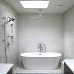 Jacuzzi Celeste 70" Freestanding Ergonomic Soaking Tub